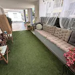 Casa Dell'arte & Quiet Area & Free Parking شقة *